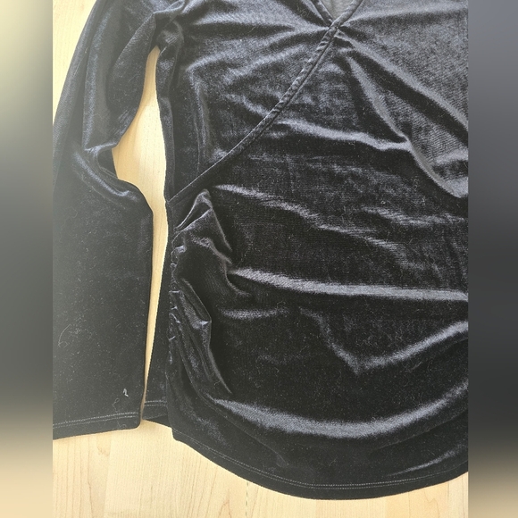 Sundance Morgan Top Women's S Black Velvet Surplice Balletcore Dark Romantic - Picture 3 of 8